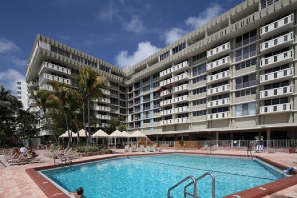 South Bay Club Condos for Sale | Miami Beach Real Estate